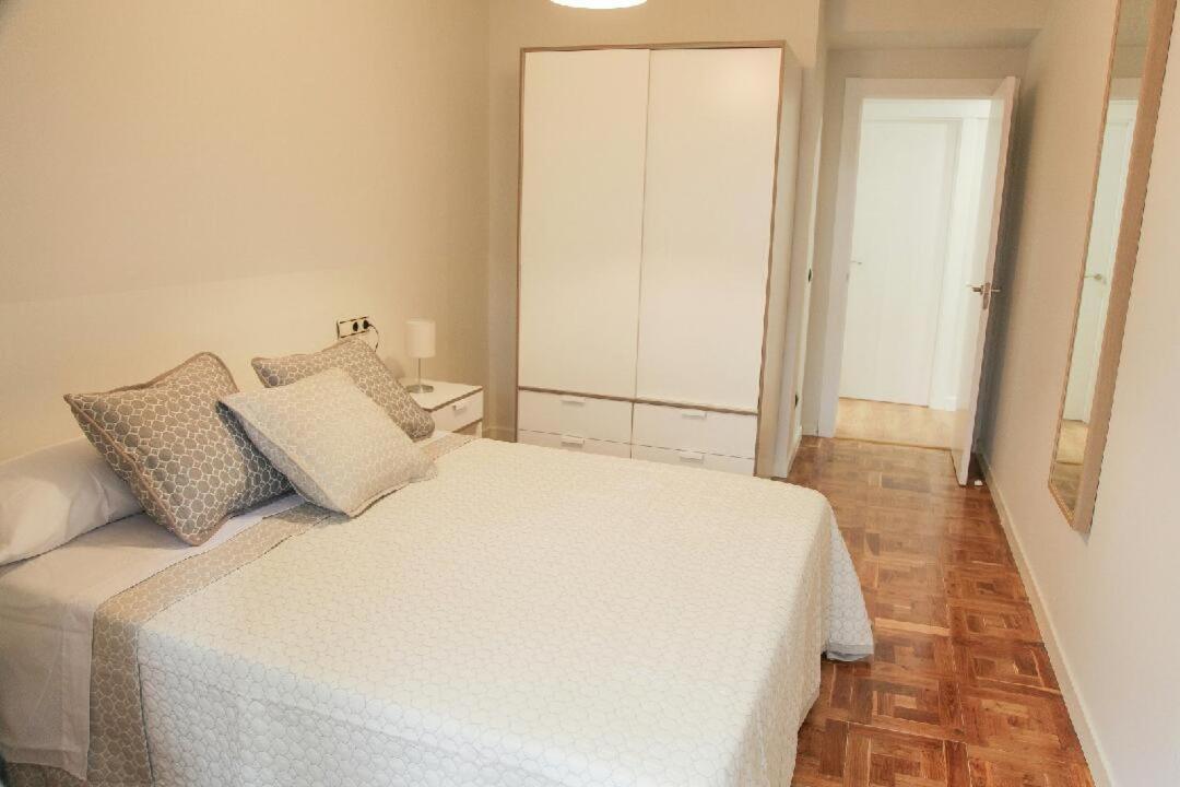 Apartamento Barrio De La Arena Gijon Exterior photo
